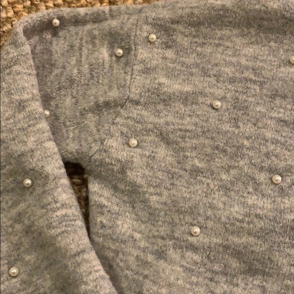 Sweater - Picture 4 of 4